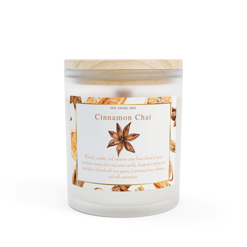 Candle with a label featuring cinnamon and star anise on a white background
