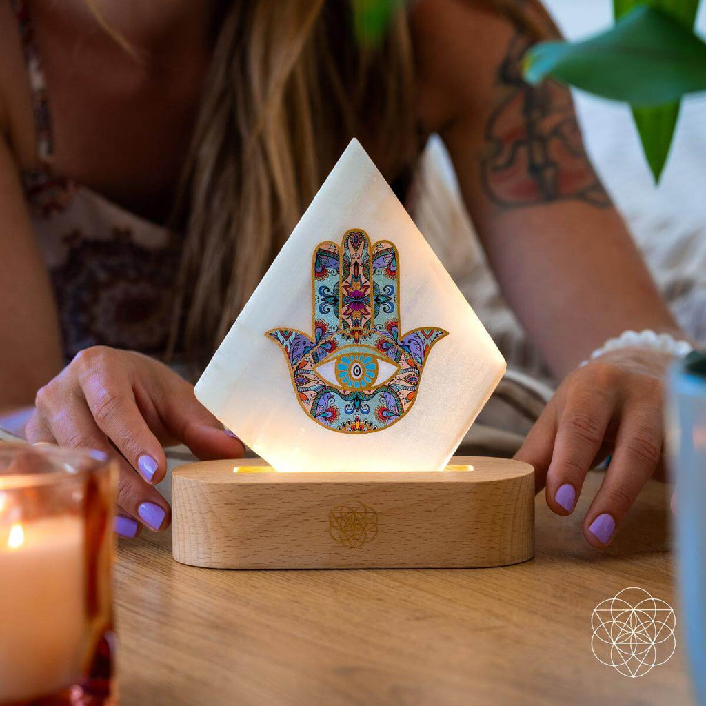 Selenite Mood Lamp with Hamsa Hand – Healing Crystal Lamp for Energy Cleansing, Meditation & Sleep